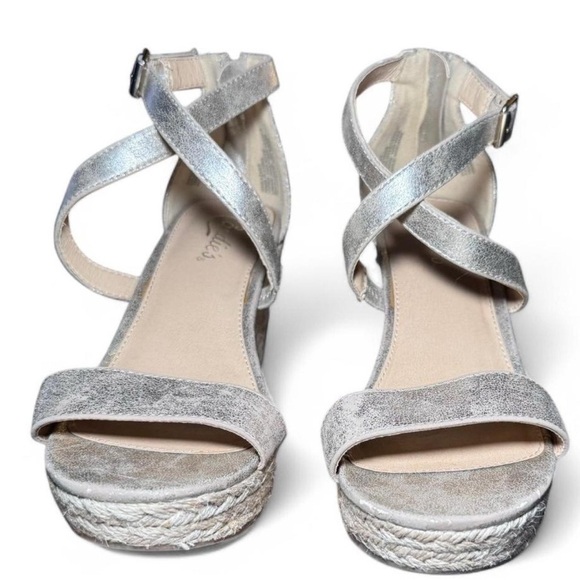 Candies Gold wedge platform sandals size 8.5 - Picture 4 of 7